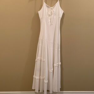 NEW WITHOUT TAGS - MAXI WHITE DRESS WITH STRAPS - SIZE S/M